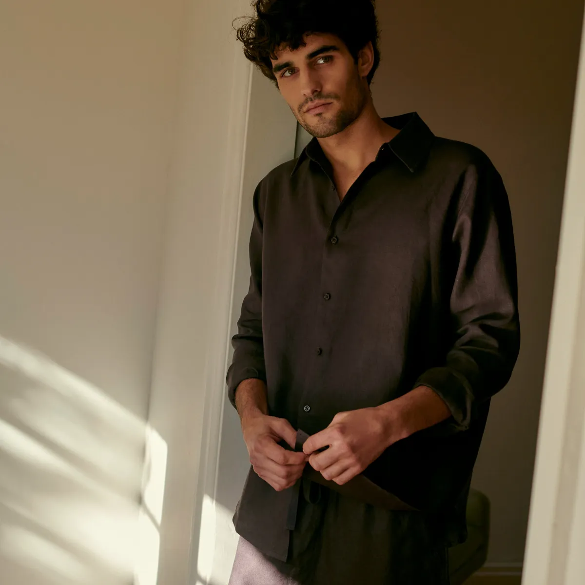 100% Linen Shirt in Kohl - Mens