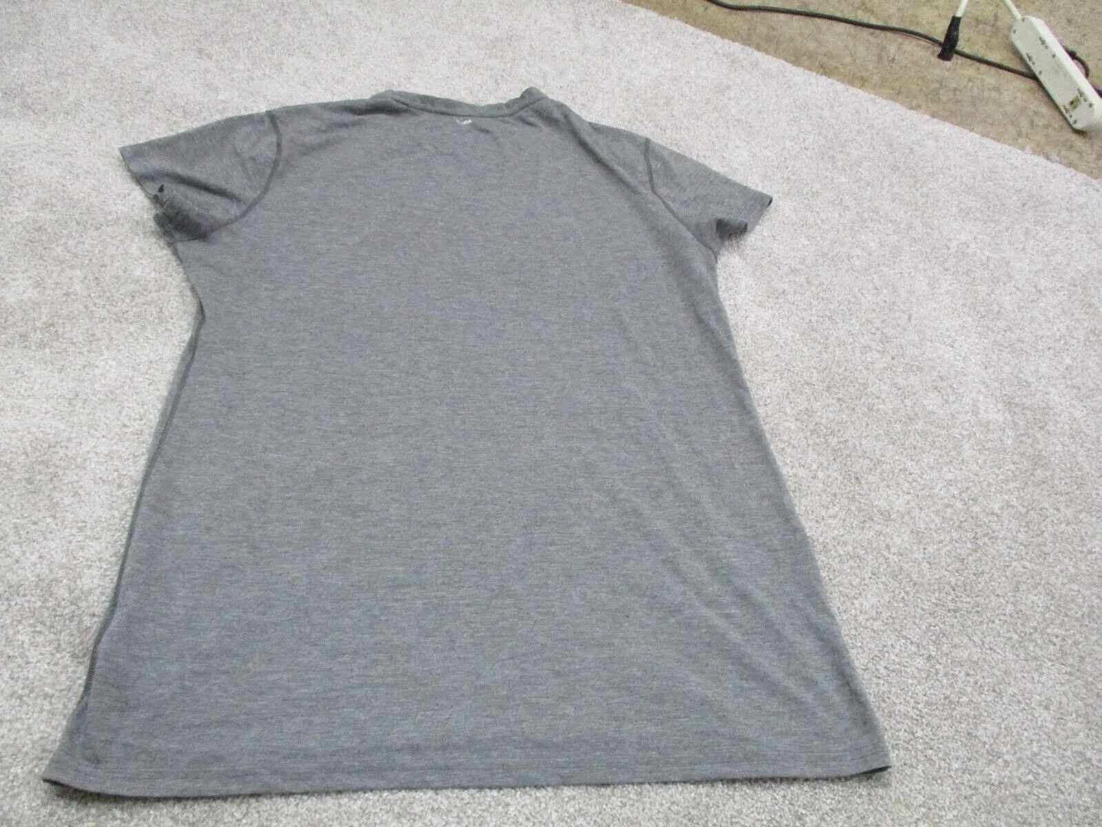 Adidas Sports T-Shirt Women's X-Large Gray Short Sleeves Sports Logo Shirt