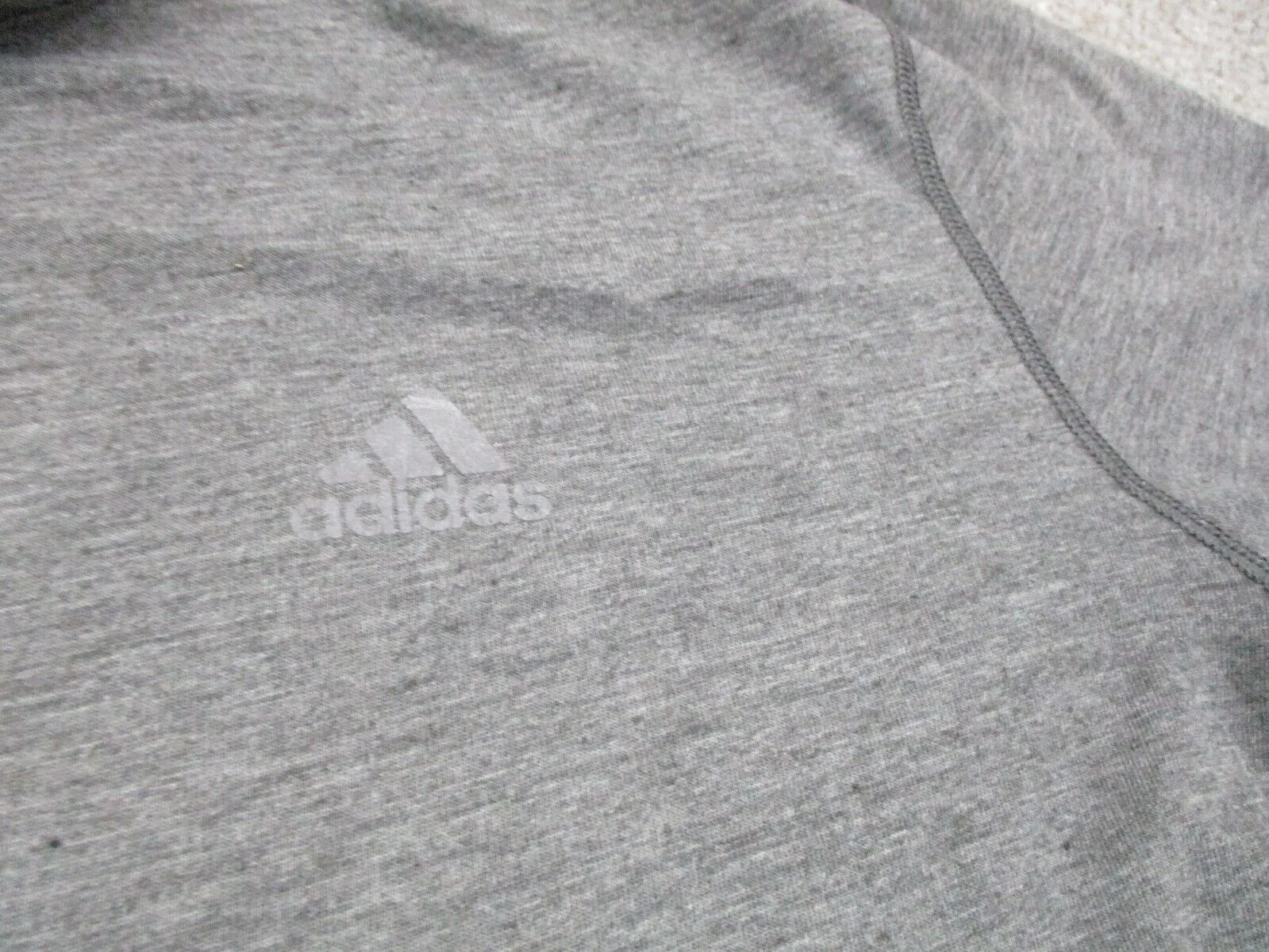 Adidas Sports T-Shirt Women's X-Large Gray Short Sleeves Sports Logo Shirt