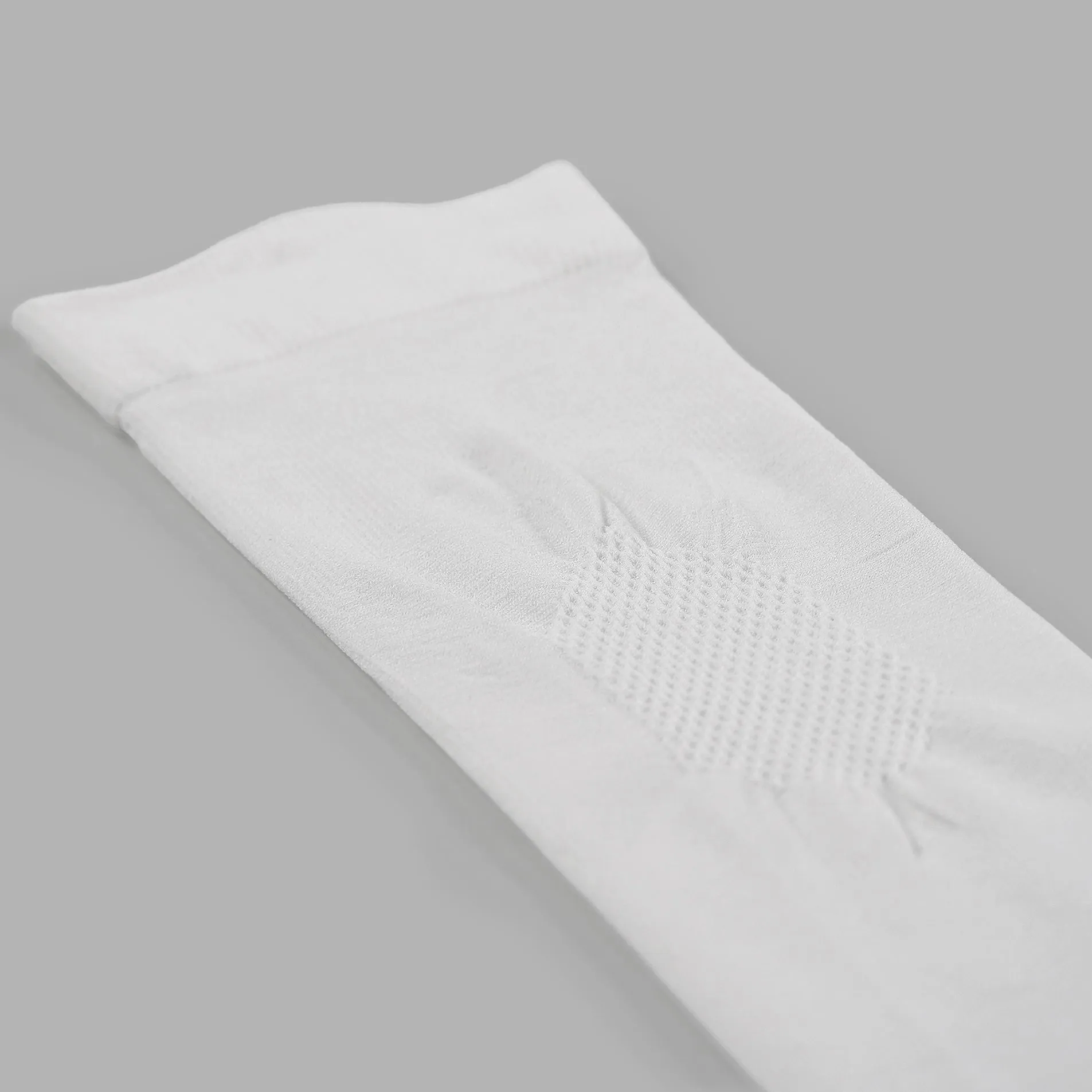 Basic White Running Sleeves