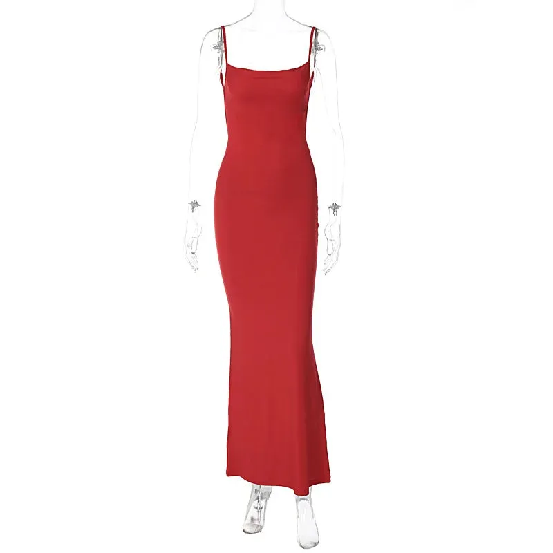 Red Evening Gown with Elegant Details for Weddings and Galas