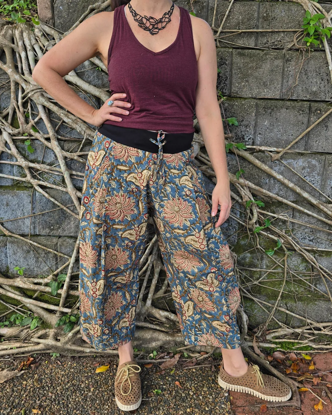 Yoga Pants - Batik Flowers